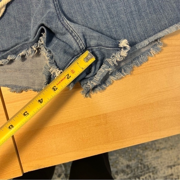 Aerie comfortable draw string denim shorts - Picture 10 of 10